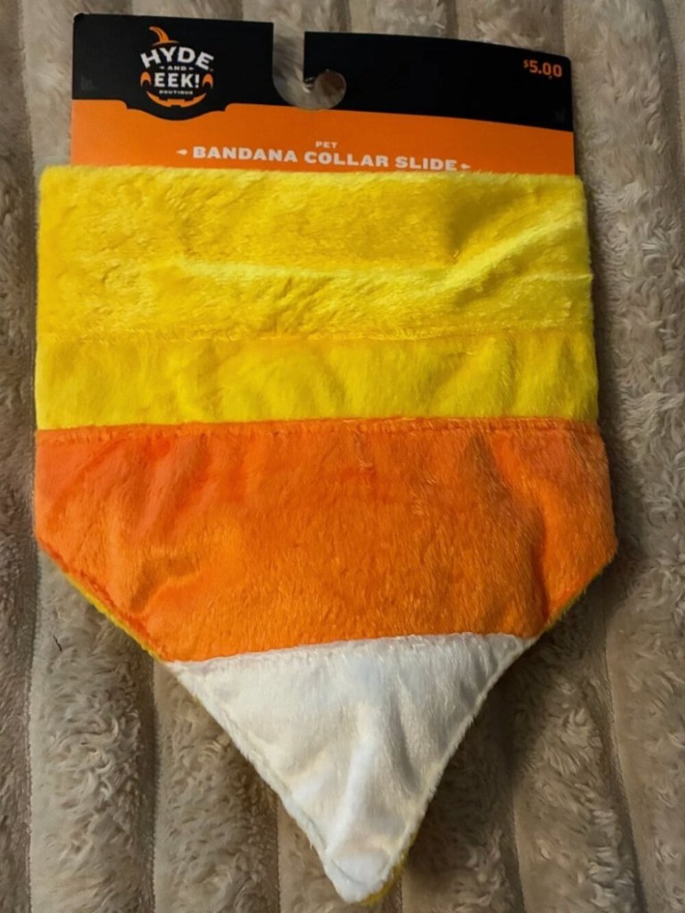 HYDE & EEK BOUTIQUE CANDY CORN PLUSH BANDANA COLLAR SLIDE-ONE SIZE-NWT!